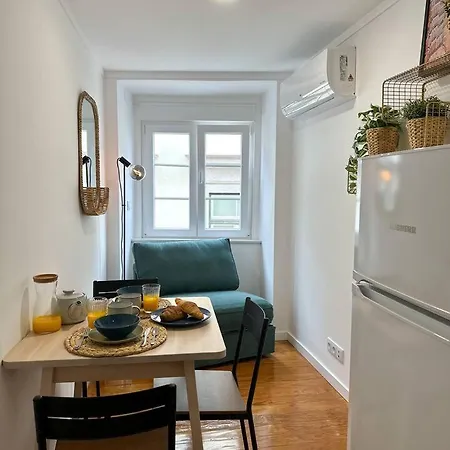 Chiado Comfort And Practicality On The 3rd Floor Lisbon